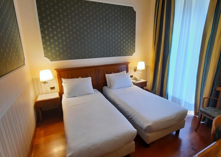 Twin room Hotel Andreola Central Milan