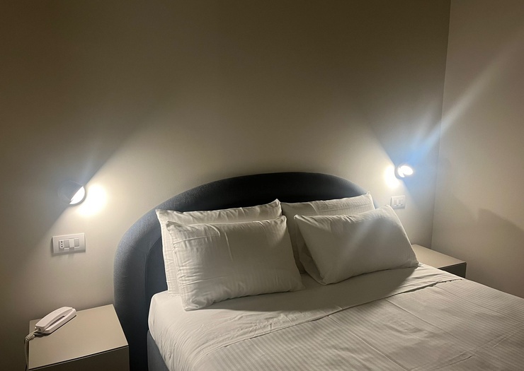 Two-room apartment Hotel Andreola Central Milan Two-room apartment Hotel Andreola Central Milan