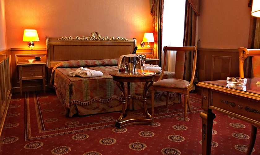 Double superior room for single use Hotel Andreola Central Milan Double superior room for single use Hotel Andreola Central Milan