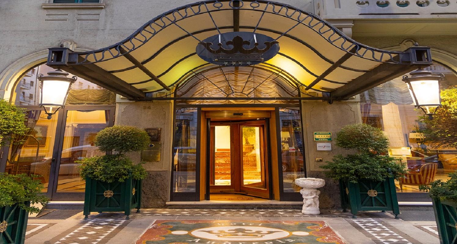 ANDREOLA CENTRAL HOTEL, STAY WITH CLASS IN MILAN Hotel Andreola Central Milan ANDREOLA CENTRAL HOTEL, STAY WITH CLASS IN MILAN Hotel Andreola Central Milan