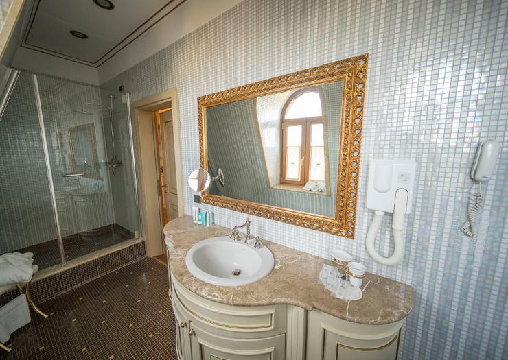 SUITE DELUXE Hotel Andreola Central Milan SUITE DELUXE Hotel Andreola Central Milan