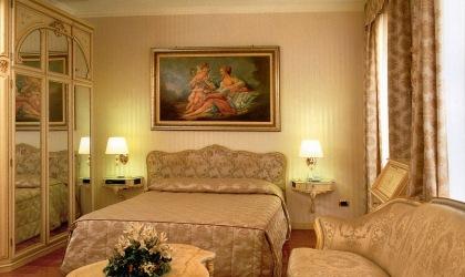 JUNIOR SUITE Hotel Andreola Central Milan JUNIOR SUITE Hotel Andreola Central Milan